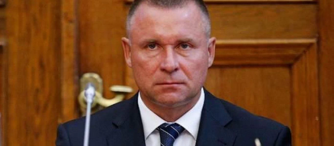 Έπεσε εν ώρα καθήκοντος ο Ρώσος υπουργός Εκτάκτων Αναγκών - Προσπαθούσε να σώσει τη ζωή ενός ανθρώπου